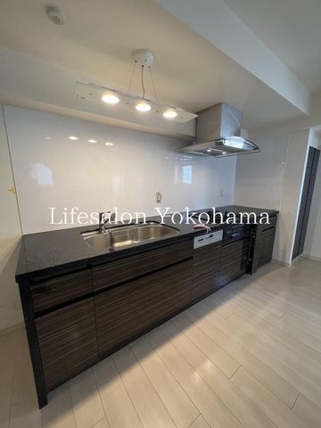 �y�L�b�`���z�@