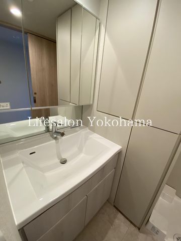 �y���ʏ��z�@�o�X