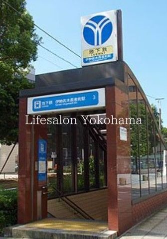 �y���Ӂz�@�ɐ����ؒ��Ғ��w(���l�s�c�n���S �u���[���C��) 530m