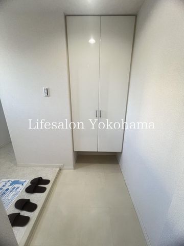 �y���ցz�@�ݔ�